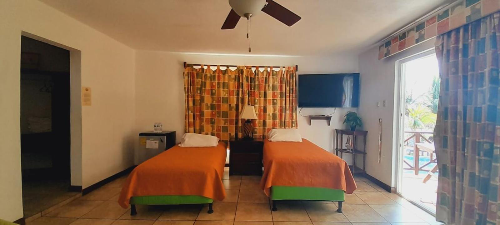 Hotel Hawaian Paradise ฮาวายอิ ภายนอก รูปภาพ